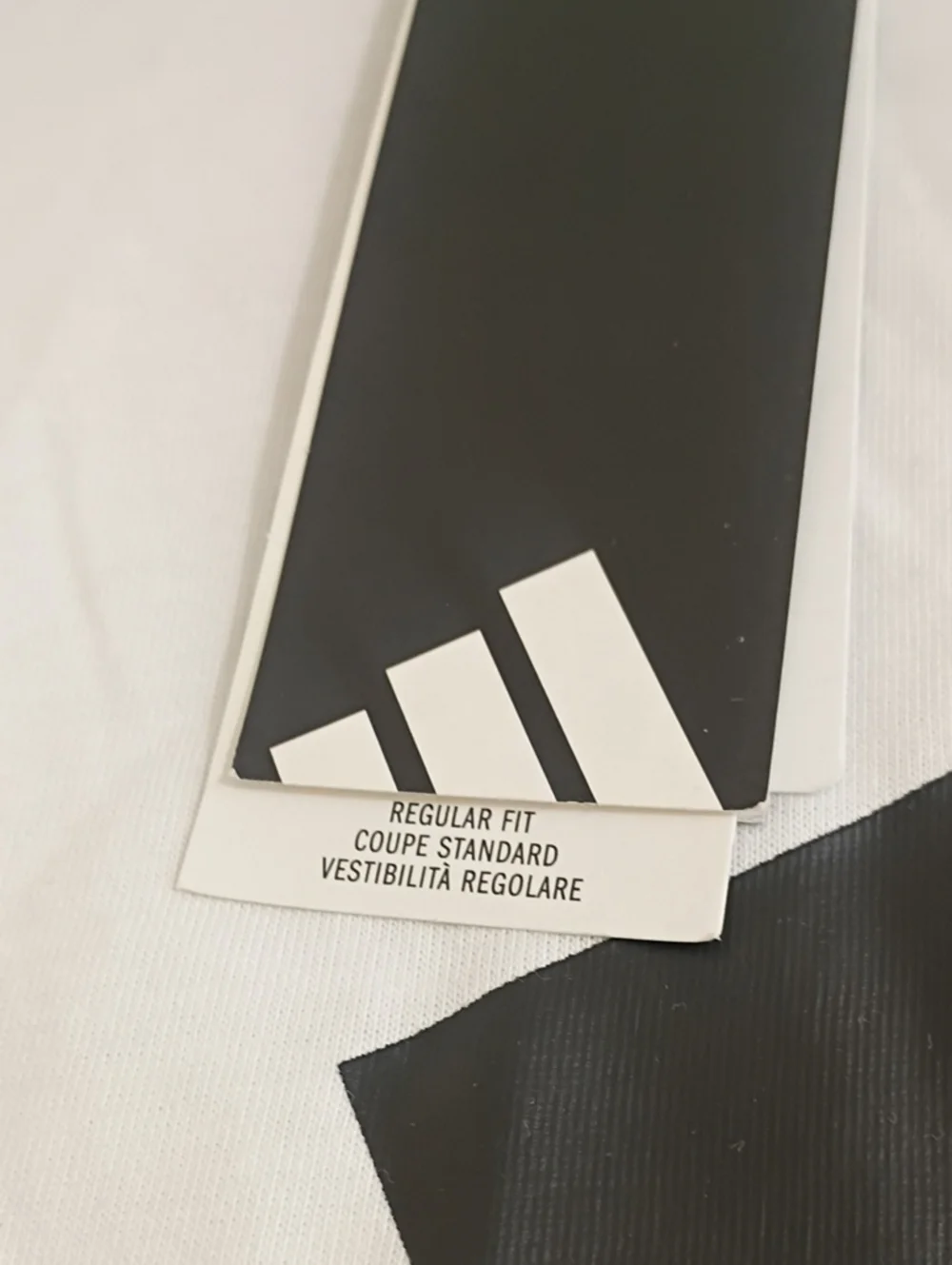 Adidas Men's White & Black Essentials Big Logo Sportswear T-Shirt Size L NWT
